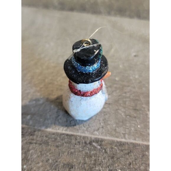 Smiling mini Snowman Red Scarf ornament Xmas glitter - Picture 3 of 5